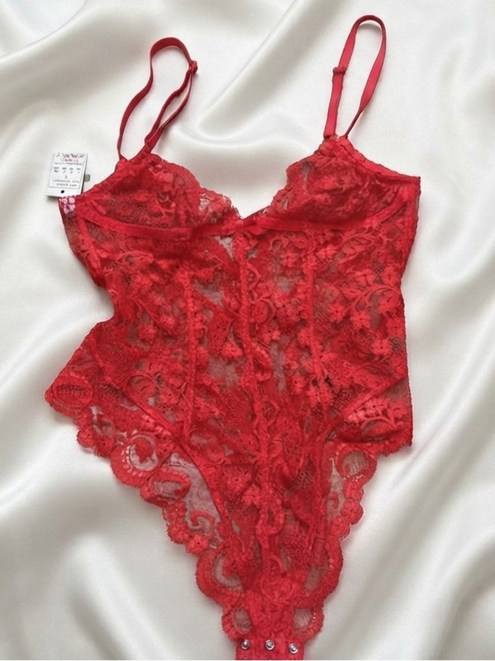 LA PERLA Vintage Lace Sheer Bodysuit - Red